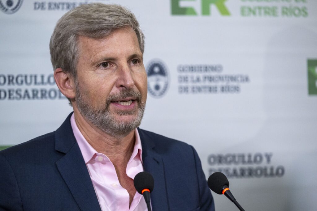 FRIGERIO: «TERMINAR CON PROVILEGIOS DE GOBERNANTES; ESCUCHAR A LA GENTE; DIALOGO CON URUGUAY POR LA PLANTA DE HIDROGENO»